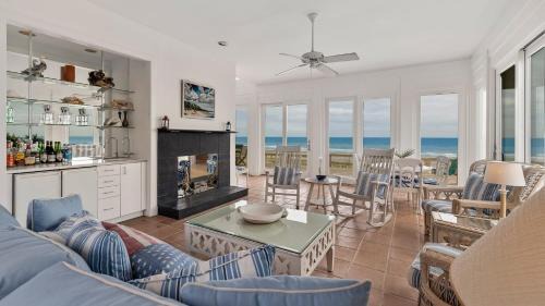 Four-Bedroom Holiday Home