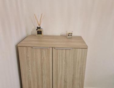 Single Room with Shared Bathroom