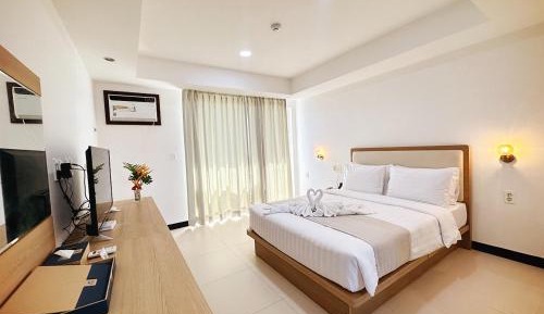 Queen Room with Balcony
