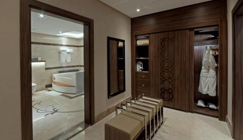 Presidential Suite