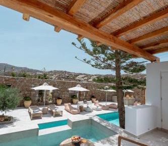 Luxury Double Suite II with Pool View and Hydromassage
