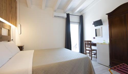 Double or Twin Room with Balcony