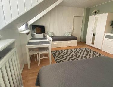 Quadruple Room with Bathroom
