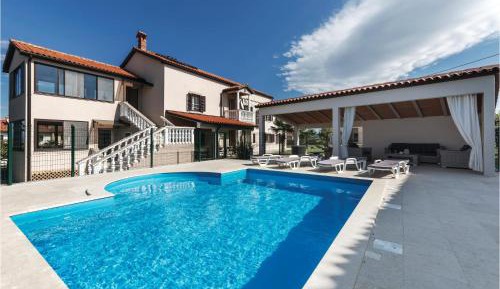 Six-Bedroom Holiday Home