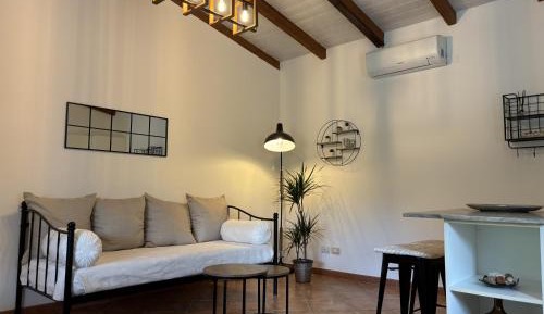 Bungalow with Patio