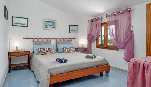 Superior One-Bedroom Apartment