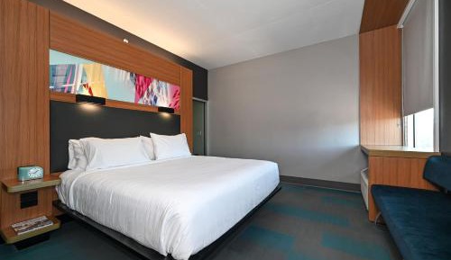 Aloft Room, Guest room, 1 King