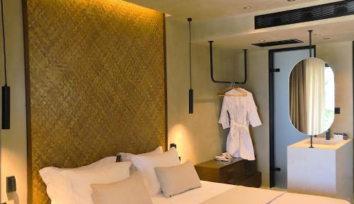 Superior King Suite