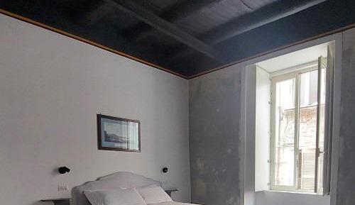 Superior One-Bedroom Apartment with Balcony