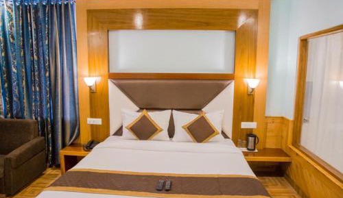 Double Room with Mountain View