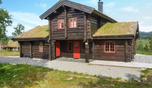 Four-Bedroom Holiday Home