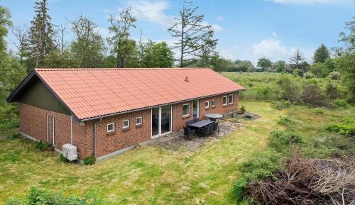 Four-Bedroom Holiday Home