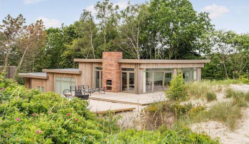 Four-Bedroom Holiday Home