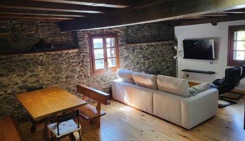 Deluxe Two-Bedroom Apartment with Garden View