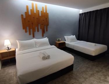 Deluxe Triple Room