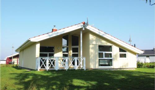 Four-Bedroom Holiday Home