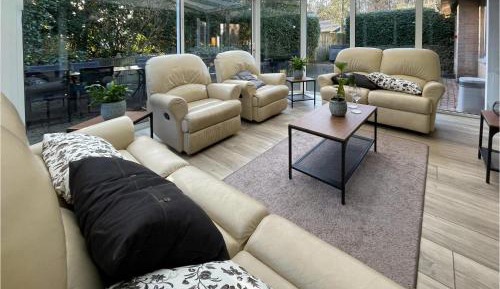 Six-Bedroom Holiday Home