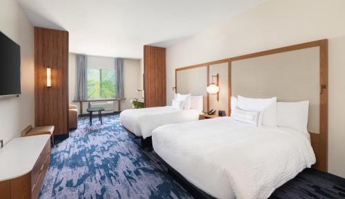 Queen Suite with 2 Queen Beds and Sofa Bed