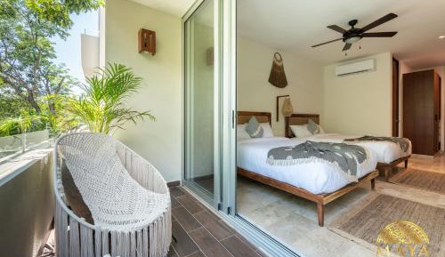 Deluxe Double Room with Balcony