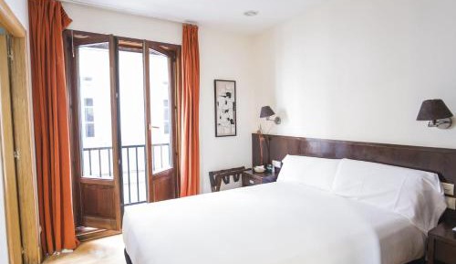 Budget Single Room