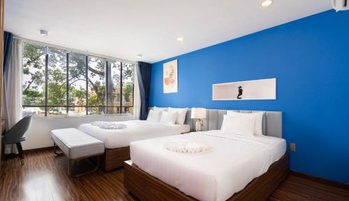Triple Room with City View
