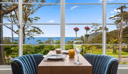 Deluxe Double Room with Balcony and Sea View