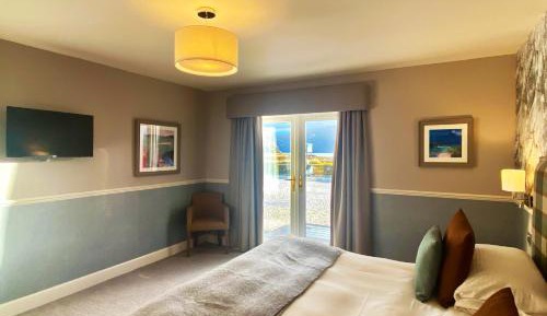 Deluxe Double or Twin Room with Sea View