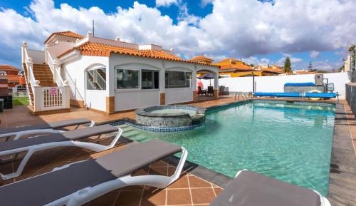 Deluxe Villa