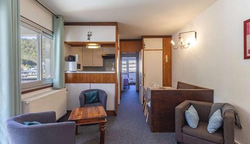 Apartment (6 Adults)