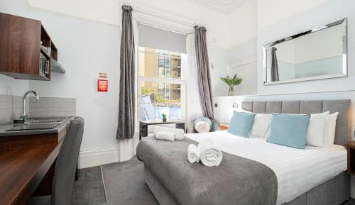 Superior King Room