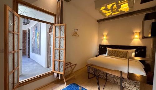 Superior King Room