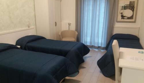 Comfort Triple Room