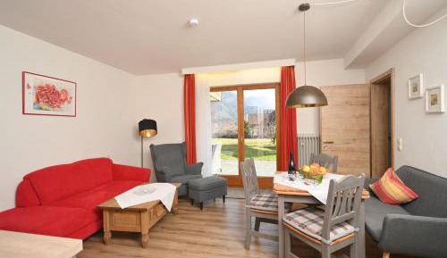 One-Bedroom Apartment with Terrace