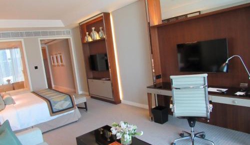 Family King Room With City View