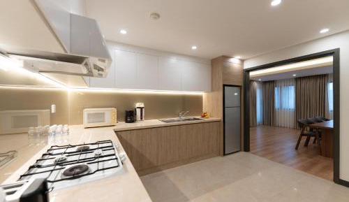 Luxury Three-Bedroom Suite