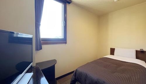 Single Room with Private Bathroom
