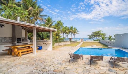 Villa - Beach Front