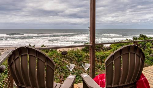 Three-Bedroom Holiday Home 