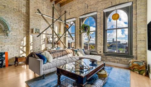 One-Bedroom Apartment