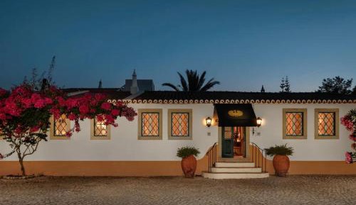 Villa with Garden View