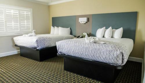 Queen Room with Two Queen Beds