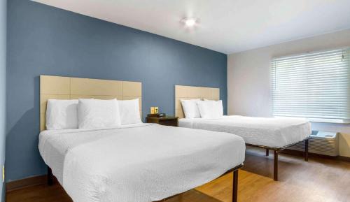 Standard Queen Room with Two Queen Beds - Non-Smoking