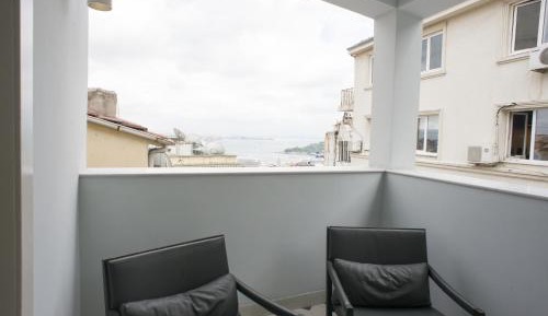 Deluxe Double Room with Terrace
