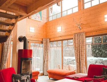 Superior Seven-Bedroom Chalet