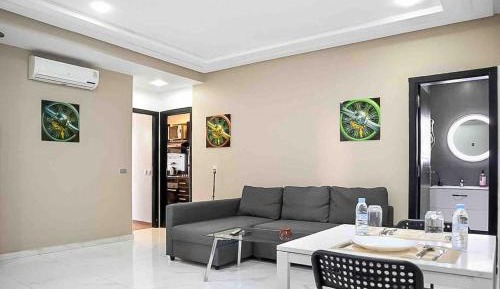 One-Bedroom Apartment