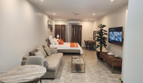 Apartment with Balcony
