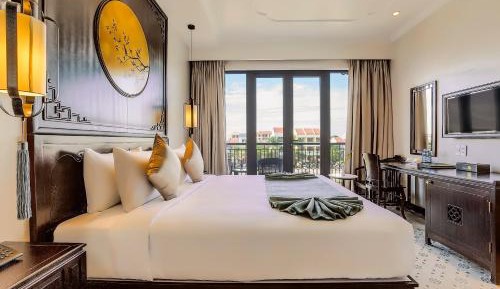 Super Deluxe Double Room with Balcony and River View