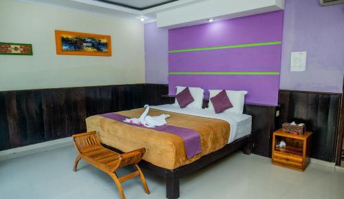 Deluxe Double Room (Free 2 Bottles Beer)