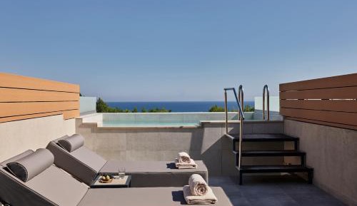 Junior Suite Sea View with private cozy pool