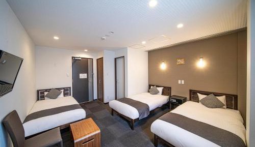 Economy Triple Room